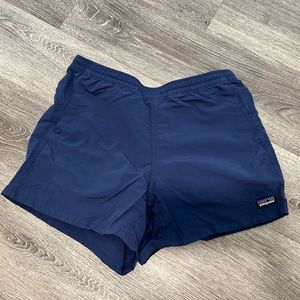 Patagonia Barely Baggie 5” blue women’s shorts size small